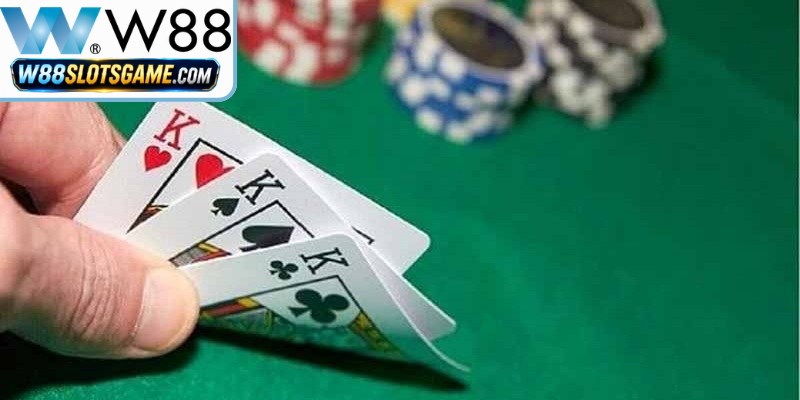 Cách chơi bài liêng W88 thông qua hệ thống bàn cược trực tuyến